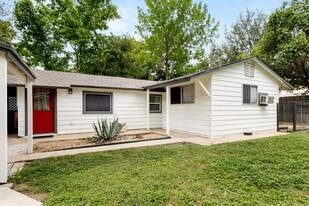 815 Gunter St, Unit B in Austin, TX - Building Photo