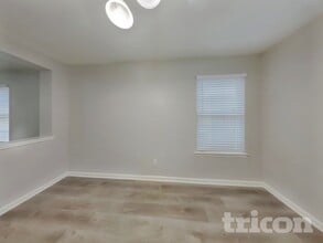 6535 Providence View Ln in Houston, TX - Foto de edificio - Building Photo