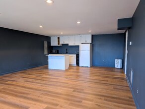 2168 High Top Rd-Unit -High Top Unit 2 in Linden, VA - Building Photo - Building Photo