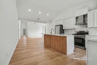 1017 Sparks St SW in Atlanta, GA - Building Photo - Building Photo