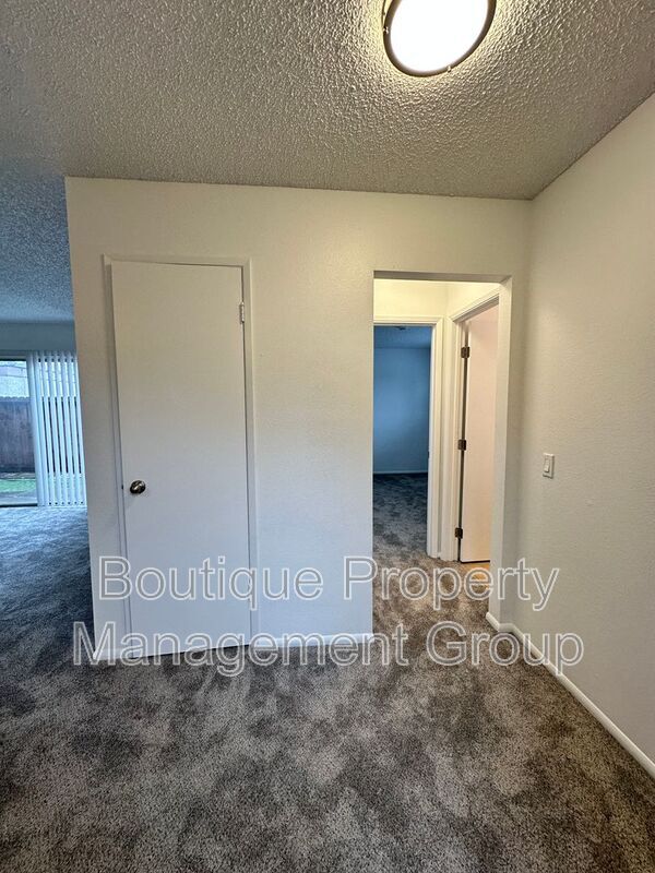 2695 N Canal St in Orange, CA - Building Photo - Building Photo