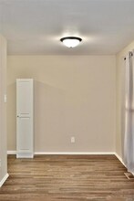 3740 Dixie Dr, Unit 3738 in St. Ann, MO - Building Photo - Building Photo
