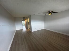 13355 SW 9th Ct in Pembroke Pines, FL - Building Photo - Building Photo