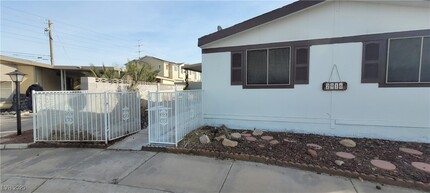 2916 Gavilan Ln in Las Vegas, NV - Building Photo - Building Photo