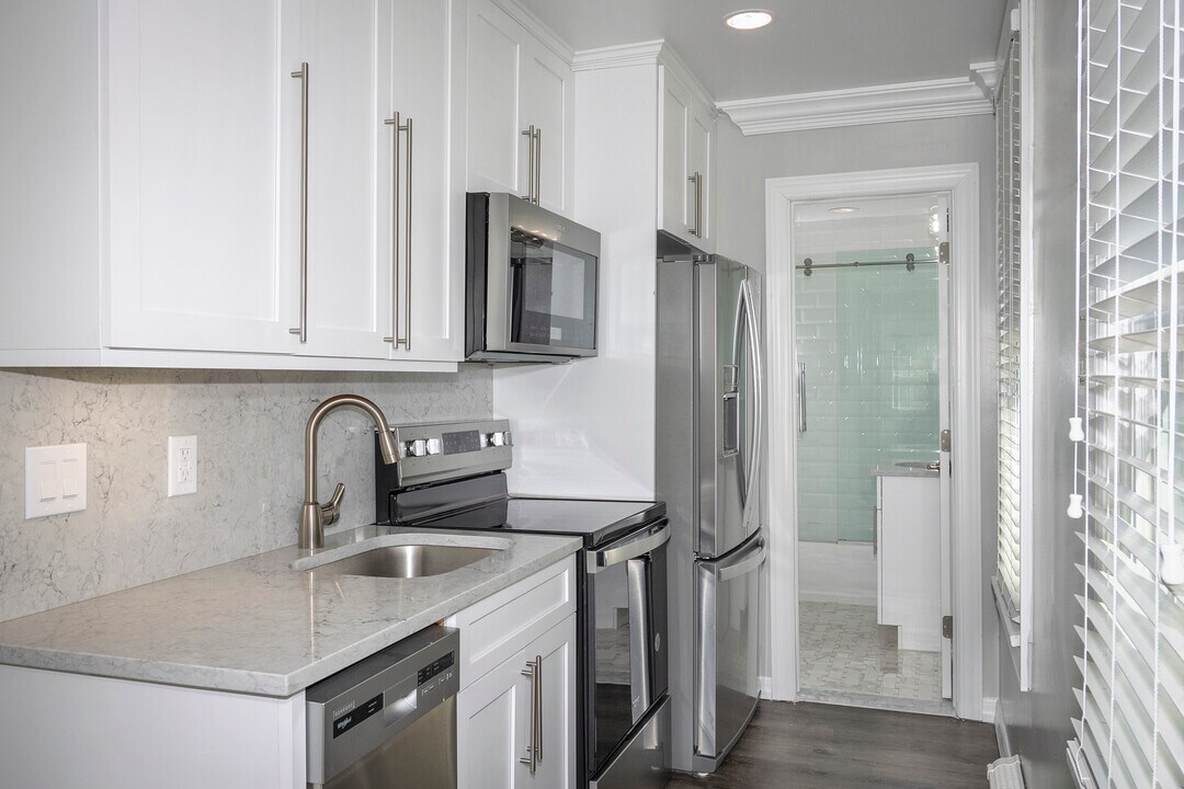 Fairfield Estates at Miller Place in Miller Place, NY - Building Photo