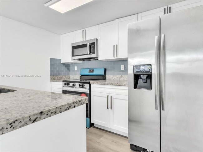 property at 4550 SW 68th Ct Cir