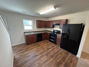 811 Chevelle Dr in Statesville, NC - Building Photo - Building Photo