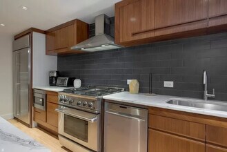 235 W 139th St in New York, NY - Foto de edificio - Building Photo