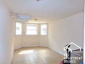 6574 N Lakewood Ave in Chicago, IL - Building Photo