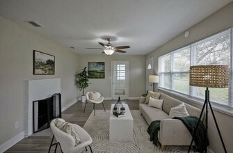 5067 French St in Jacksonville, FL - Building Photo - Building Photo