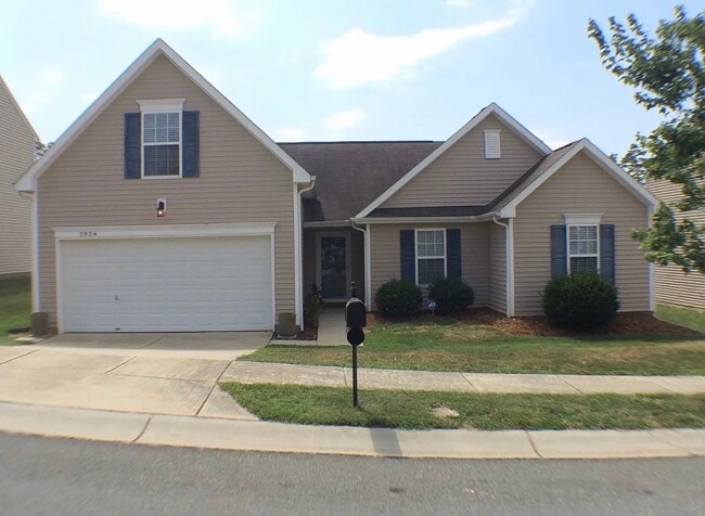 property at 3926 Hunter Hill Ln