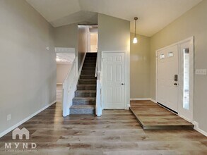 4534 Stone Mill Dr in Indianapolis, IN - Building Photo - Building Photo