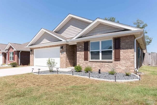 7486 Oak Lake Blvd in Bellview, FL - Building Photo - Building Photo