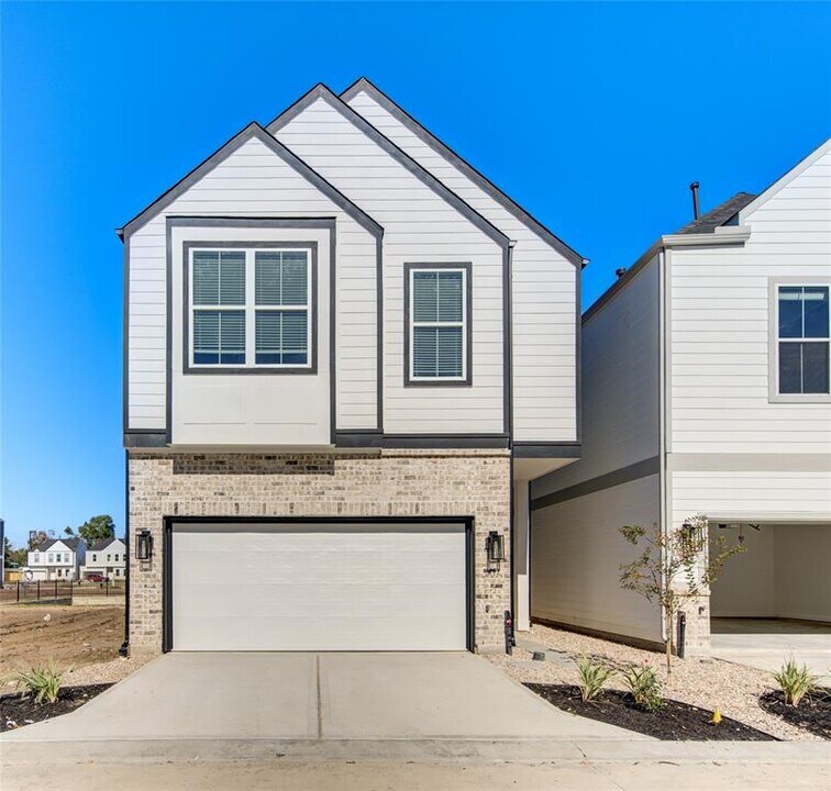 417 Stonework Garden Ln in Houston, TX - Building Photo