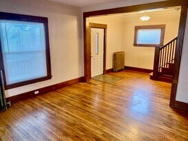 151 Sweet St NE in Grand Rapids, MI - Building Photo