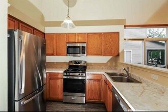 3208 Hidden Bluff Trail in Snellville, GA - Building Photo - Building Photo