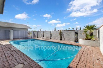 1333 E Donner Dr in Tempe, AZ - Building Photo - Building Photo