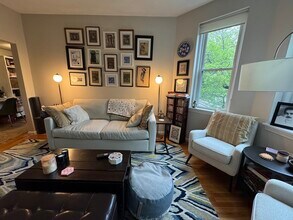 1409 Commonwealth Ave in Boston, MA - Building Photo - Building Photo