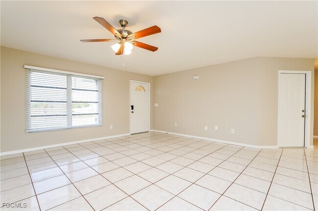 1929 NW 20th St in Cape Coral, FL - Building Photo - Building Photo