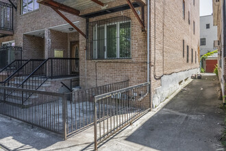 5003 11th Ave in Brooklyn, NY - Foto de edificio - Building Photo