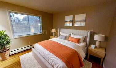 154 Woodhill Dr in Greece, NY - Building Photo - Building Photo