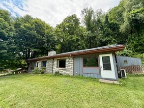 1641 US-421 in Boone, NC - Building Photo - Building Photo