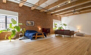 15 Sleeper St in Boston, MA - Building Photo - Building Photo