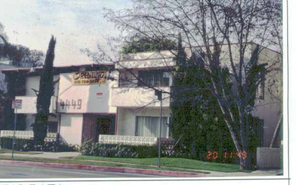 4449 Coldwater Cyn. Ave in Studio City, CA - Building Photo - Building Photo