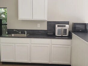 8617 Reecemar Ave in Orangevale, CA - Building Photo - Building Photo