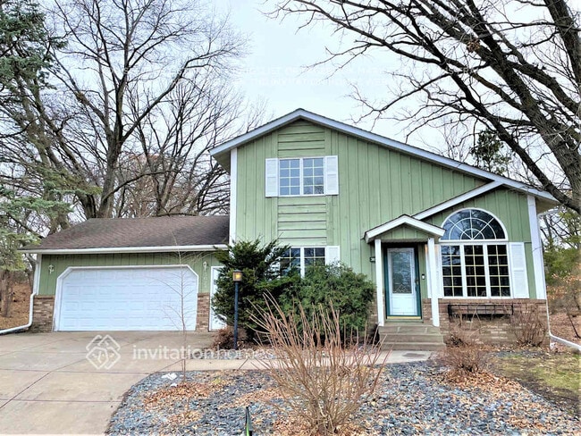 property at 3024 Furness Ct