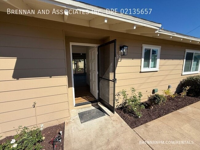 35 Flower St in Chula Vista, CA - Building Photo - Building Photo