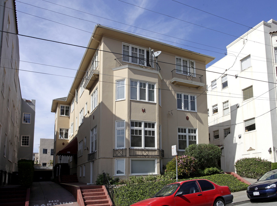 439 Bellevue Ave in Oakland, CA - Building Photo