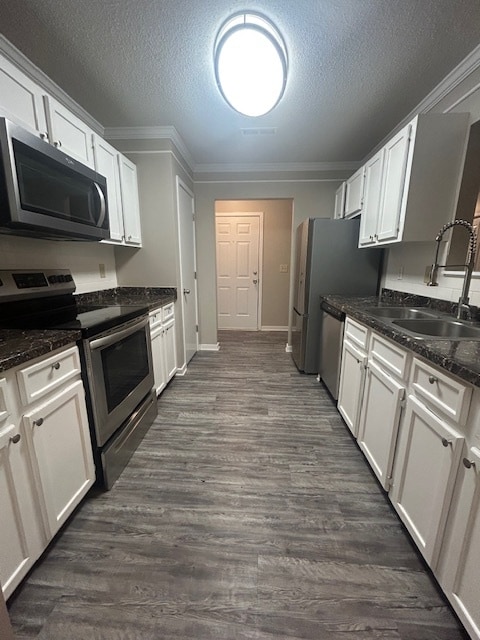 4004 Village Creek Dr in Columbia, SC - Building Photo - Building Photo