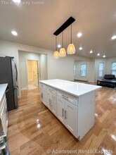 9 Bartlett St in Somerville, MA - Building Photo - Building Photo