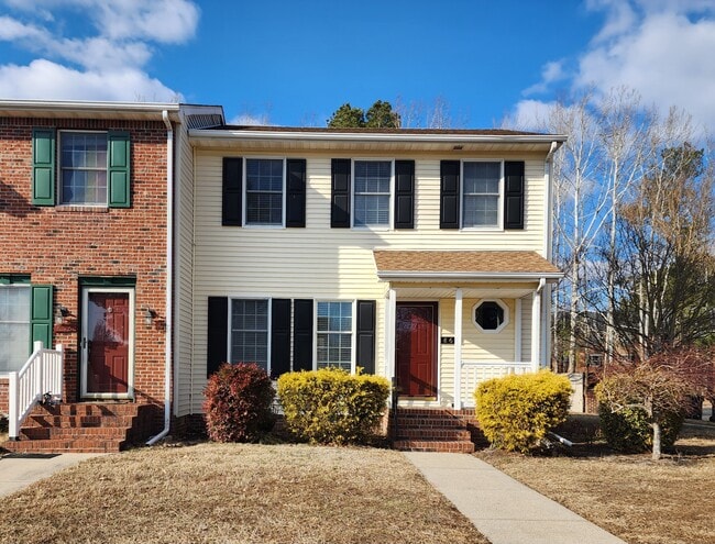 860 Beaglin Park Dr in Salisbury, MD - Building Photo - Building Photo