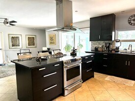 4116 Taft St in Hollywood, FL - Building Photo