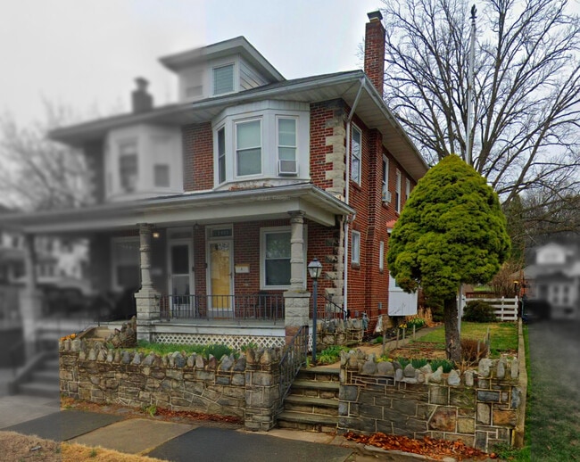 property at 2409 Spring St