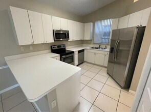 13400 SW 24th St in Miramar, FL - Building Photo - Building Photo