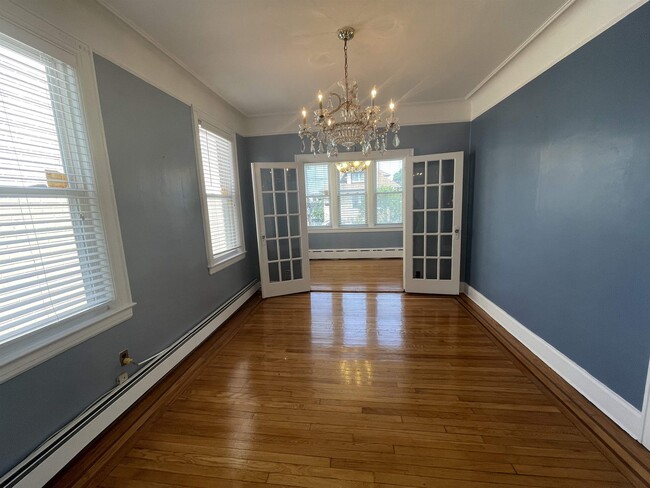 8115 5th Ave in North Bergen, NJ - Building Photo - Building Photo
