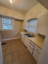 326 N Meridian Ave in Wichita, KS - Building Photo - Building Photo