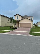 691 Carlyle Wy in Fort Pierce, FL - Building Photo - Building Photo