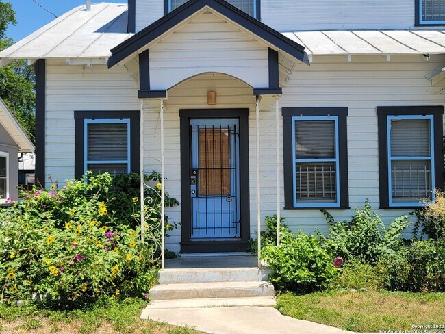 property at 115 Vitra Pl