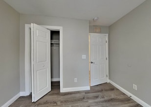 500 Parnell Dr in Raleigh, NC - Foto de edificio - Building Photo