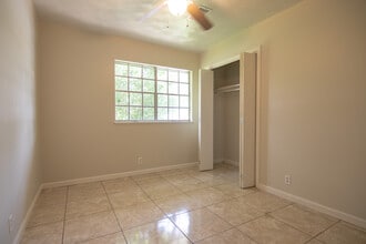 9670 Shepherd Dr in Beaumont, TX - Building Photo - Building Photo