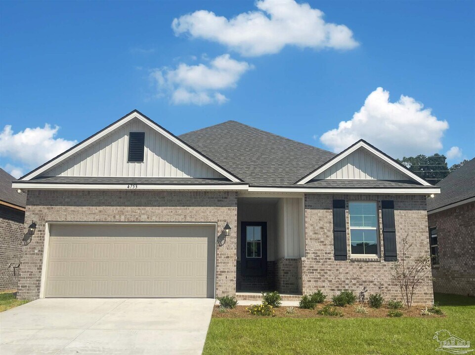 4753 Sago Palm Cir in Pace, FL - Building Photo