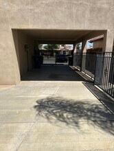 229 Villa Elegante Dr in Bakersfield, CA - Building Photo - Building Photo