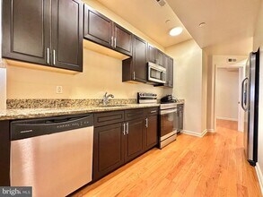 2233 N Camac St in Philadelphia, PA - Building Photo - Building Photo