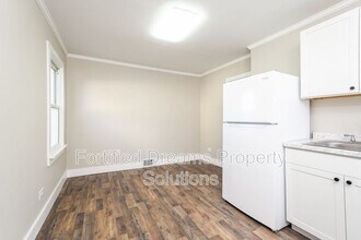 201 Church St in Elkin, NC - Building Photo - Building Photo