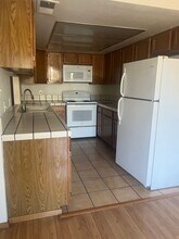 5080 Jeffreys St in Las Vegas, NV - Building Photo - Building Photo