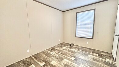 9204 Lemar Ln in Indianapolis, IN - Building Photo - Building Photo